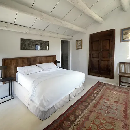 Chateau De Jalle Bed & Breakfast Sainte-Jalle